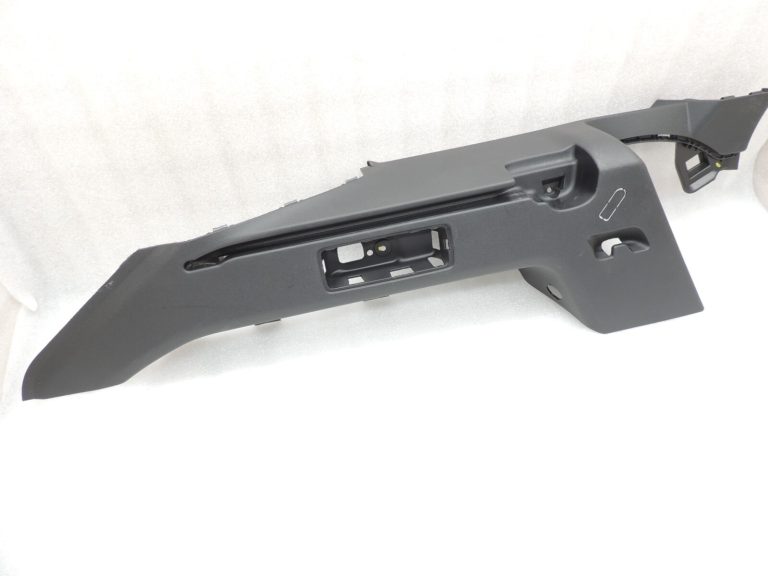 Seat Cupra Leon KL8 bagāžnieka kreisais vāks 5FE867761A4PK