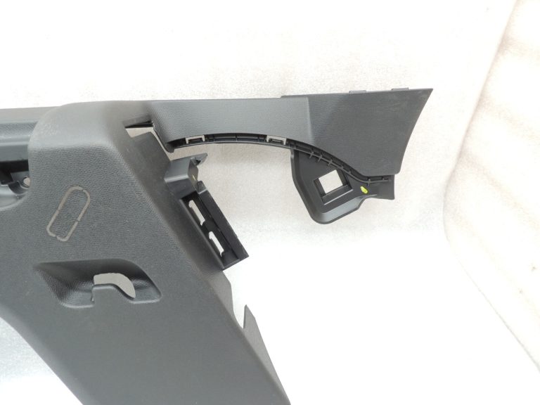 Seat Cupra Leon KL8 bagāžnieka kreisais vāks 5FE867761A4PK