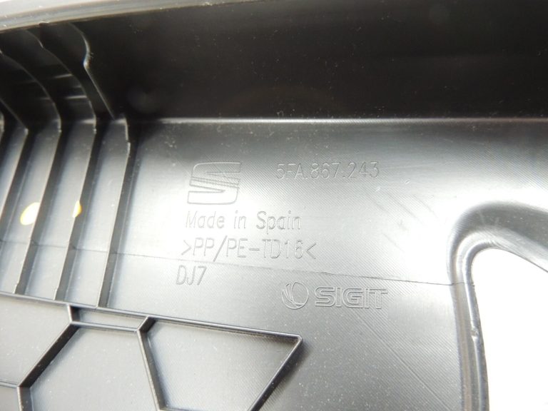 Seat Cupra Leon KL8 B-svārstieņa apdares vāks kreisais melns 5FA8672434PK