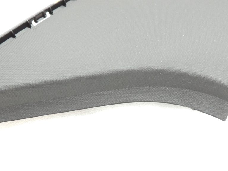 Seat Cupra Leon KL8 C-svārstieņa apdares vāks melns 5FE8672464PK