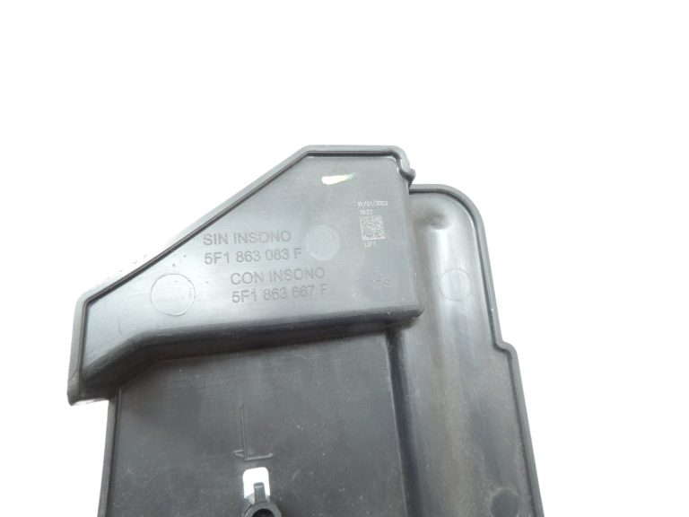 Seat Cupra Leon KL8 instrumentu paneļa vāks apakšējais kreisais 5F1863667FVS9