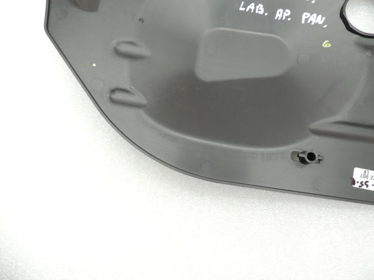 Seat Cupra Leon KL8 instrumentu paneļa vāks apakšējā labajā pusē 5F1863668CVS9