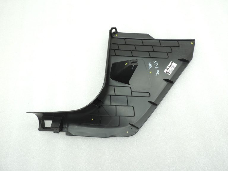 Seat Cupra Leon KL8 A-svārstgala apdare, apakšējā labā 5FA8634844PK
