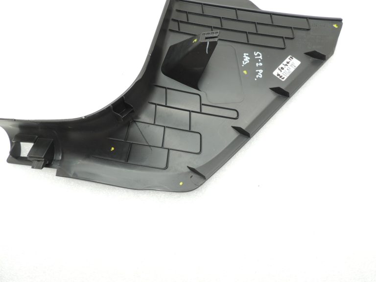 Seat Cupra Leon KL8 A-svārstgala apdare, apakšējā labā 5FA8634844PK