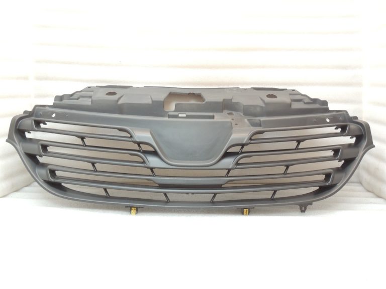 Renault Trafic III priekšējais režģis Radiatora režģis 623108673R