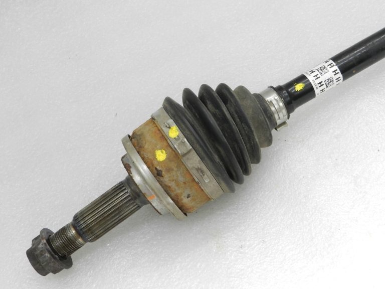 Toyota Yaris IV (XP210) 1.5 HEV priekšējā piedziņas vārpsta kreisā 43420K0050