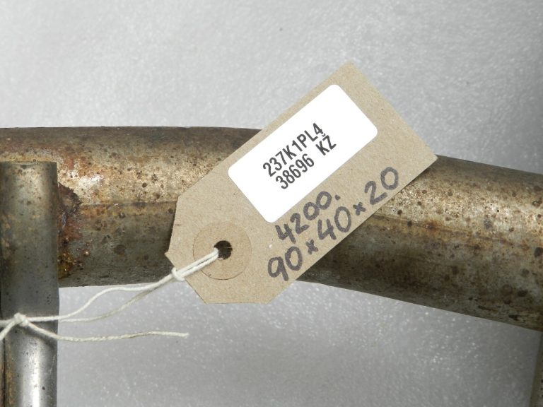 Oriģināls Toyota Yaris IV (XP210) 1.5 HEV izplūdes aizmugurējais trokšņu slāpētājs 17430K0050