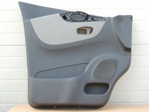 Renault Trafic III durvju apšuvums priekšējais kreisais durvju panelis 809010678R