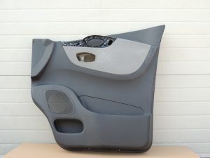 Renault Trafic III durvju paneļu vāks Priekšējais labās puses durvju panelis 809008574R