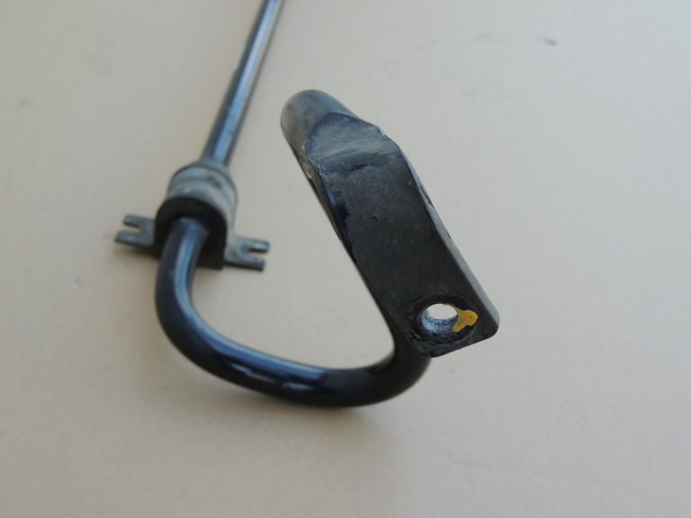 Renault Trafic III priekšējā stabilizatora stienis 546113587R
