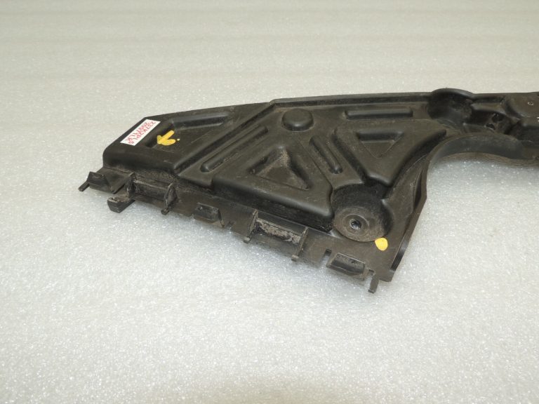Renault Trafic III Vivaro B aizmugurējā bampera kreisās puses kronšteins 852259463R 93867940