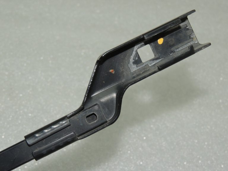 Renault Trafic III Vivaro B Vējstikla tīrītāja rokturis priekšējais labais 288864419R 93867989