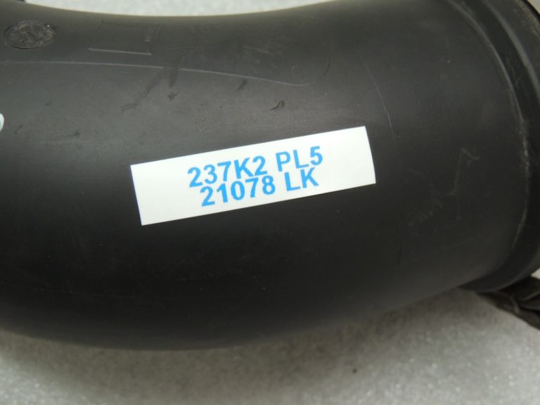 Renault Trafic III 1,6DCI 107kW Gaisa ieplūdes caurule 165752889R