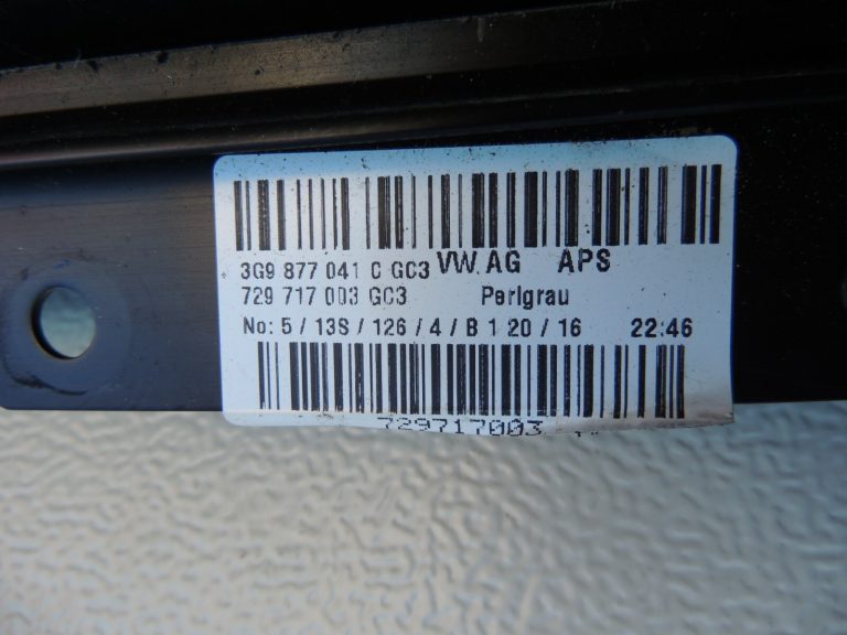 Škoda Superb III 3V kombi panorāmas jumta stiklotais jumts 3G9877041C