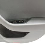 Škoda Superb III 3V kombi Aizmugures labās puses durvju panelis 3V9867024D