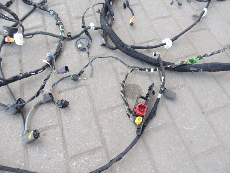 Cupra Leon KL8 interjera elektroinstalācija Interjera elektroinstalācijas instalācija 5FA971051 Interjera elektroinstalācija