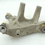 Opel Insignia B Aizmugurējā kreisā riteņa gultņa korpuss 22949387 84454536