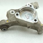 Opel Insignia B Aizmugurējā kreisā riteņa gultņa korpuss 22949387 84454536