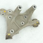 Opel Insignia B Aizmugurējā kreisā riteņa gultņa korpuss 22949387 84454536