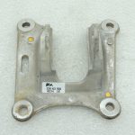 Opel Insignia B Aizmugurējās sviras kronšteins, labais 22947238 YR00051680