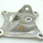 Opel Insignia B Aizmugurējās sviras kronšteins, labais 22947238 YR00051680