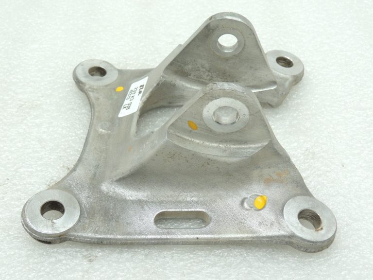Opel Insignia B Aizmugurējās vadības sviras kronšteins, kreisais 22947237 YR00051580