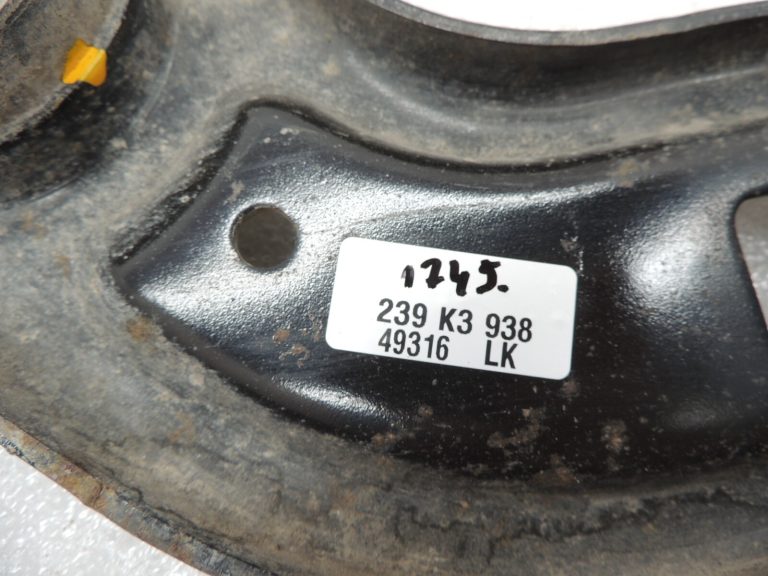 Opel Insignia B Aizmugurējais sviras balsts kreisajā pusē 22947237 YR00051580