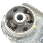 Opel Insignia B Aizmugurējais sviras balsts kreisajā pusē 22947237 YR00051580