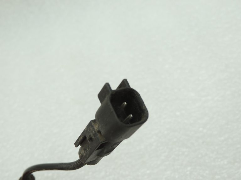 Opel Insignia B Aizmugurējais kreisais vai labais ABS sensors Riteņa ātruma sensors 84228851