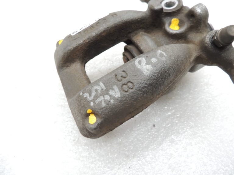 Opel Insignia B bremžu suports aizmugurējais kreisais 13514387 95526045 Bremžu suports RL