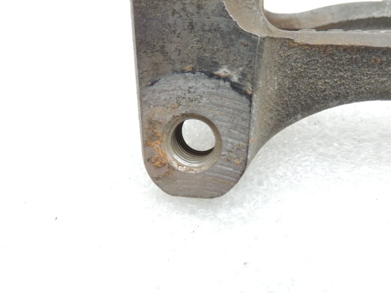 Opel Insignia B bremžu suporta kronšteins aizmugurējais kreisais 13595924