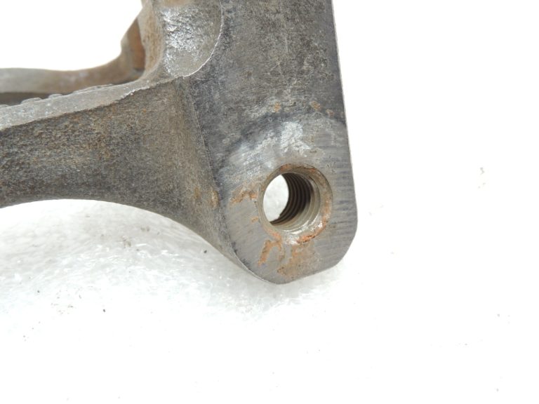 Opel Insignia B bremžu suporta kronšteins aizmugurējais kreisais 13595924
