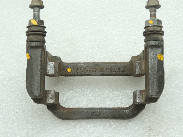 Opel Insignia B bremžu suporta kronšteins aizmugurējais kreisais 13595924