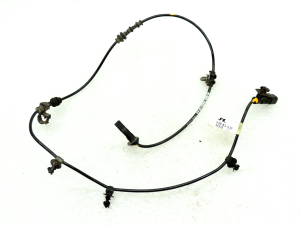 Opel Insignia B Priekšējais kreisais vai labais ABS sensors Riteņa ātruma sensors 84149055