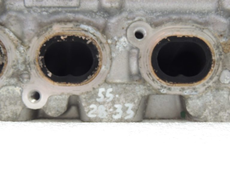 Toyota Yaris P13 1.5 16V 2NRFKE 82kw Cilindra galva 11101-49525 11101-49526