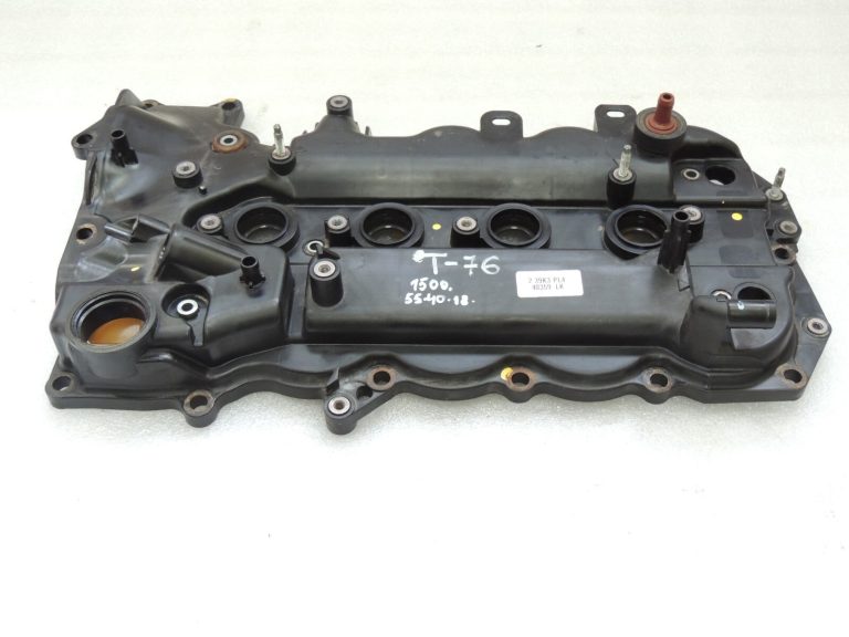 Toyota Yaris P13 1.5 16V 2NRFKE 82kw Vārstu vāks 11201-47170 Vārstu vāks