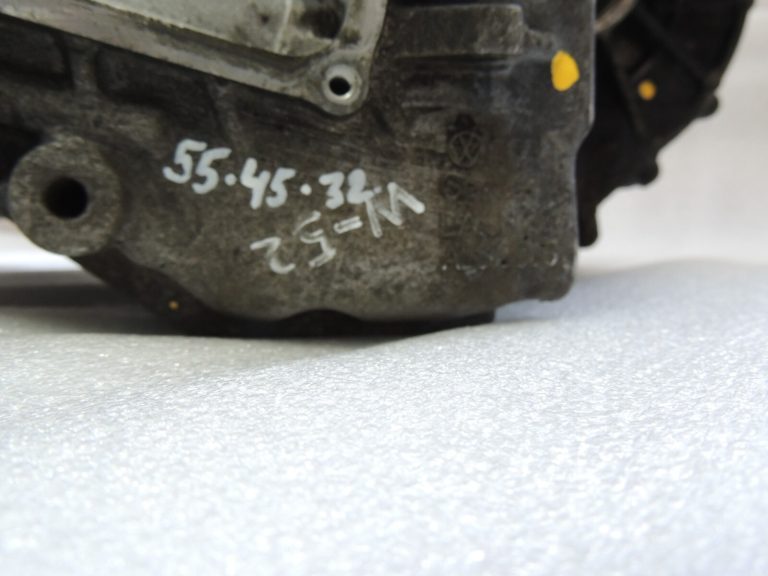 VAG Skoda VW DSG 6 PQJ DQ250 Sānu paneļa pārnesumkārbas korpuss 02E301103K
