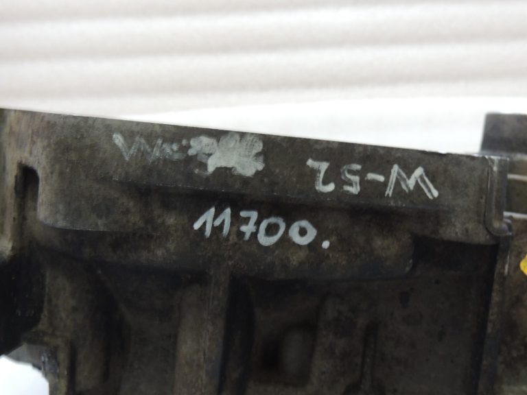 VAG Skoda VW DSG 6 PQJ DQ250 Pārnesumkārbas korpuss Sajūga korpuss 02E301107