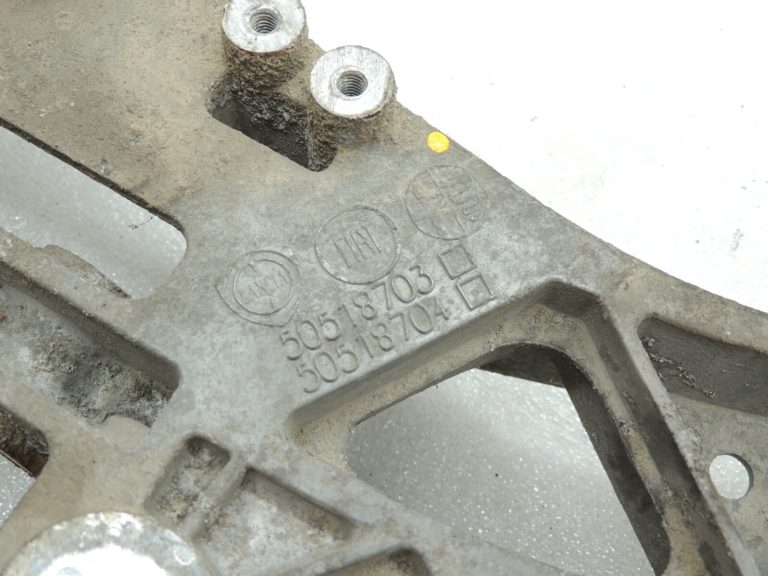 Alfa Romeo Giulietta 940 Aizmugurējās ass nesošais apakšrāmis 50518704