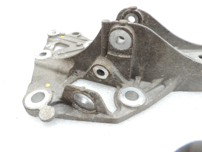 Alfa Romeo Giulietta 940 Aizmugurējās ass nesošais apakšrāmis 50518704