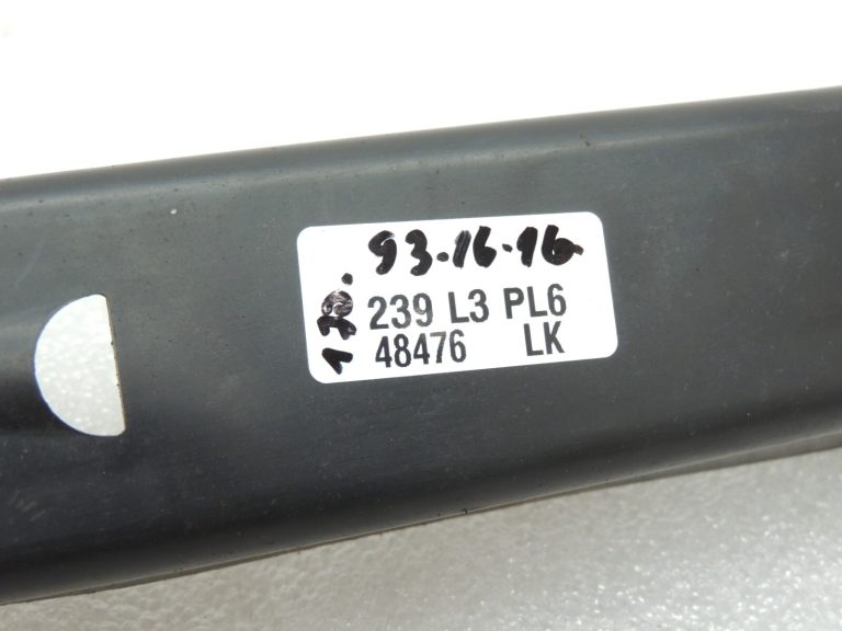 Alfa Romeo Giulietta 940 Apakšas caurules vāks priekšējais labais 51778442