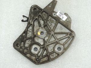 OEM Opel Zafira B 1.8i transmisijas stiprinājums 24410017