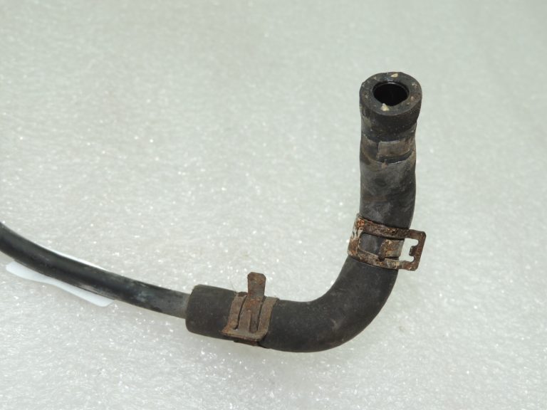 OEM Opel Zafira B 1.8i dzesēšanas šķidruma šļūtene Dzesēšanas šķidruma šļūtene 55354563