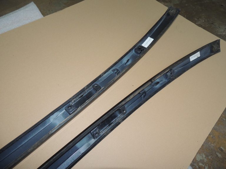 Toyota Avensis T27 jumta sliedes komplekts pelēks metālisks 1G6 7555205040B1 7555105040B1