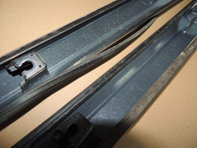 Toyota Avensis T27 jumta sliedes komplekts pelēks metālisks 1G6 7555205040B1 7555105040B1