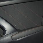 Toyota Avensis T27 durvju panelis FE40 melns aizmugurējais labais 6763005C40C1