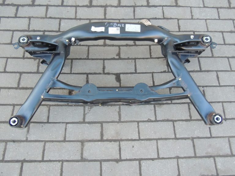 Škoda Superb III B8 3V Kombi 4×4 Aizmugurējās ass balsts Aizmugurējā ass 5Q0505235J
