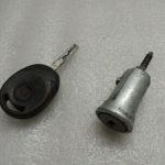 Opel Omega B Vectra B Aizdedzes slēdzene ar atslēgu Atslēga ar aizdedzi
