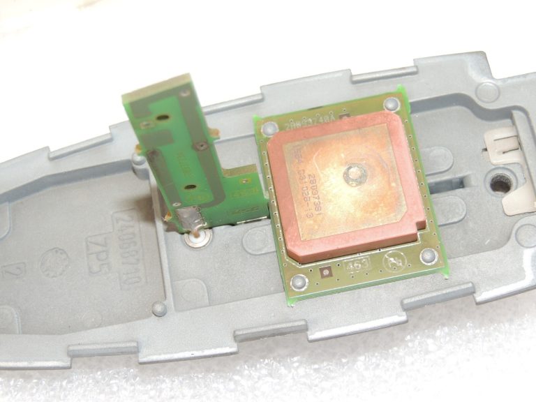 BMW F01 F02 F03 F04 F04 F10 Jumta antena 65209141462 9141462