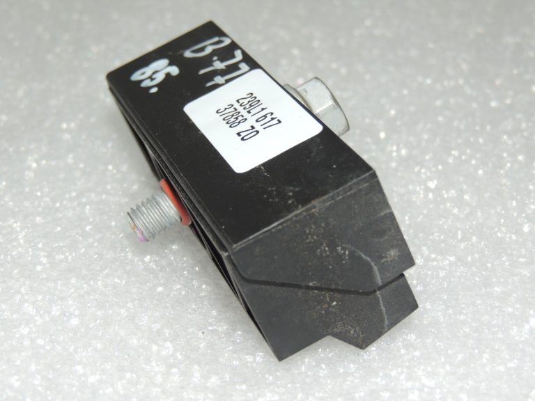 BMW F07 F07 F10 F11 F06 F06 F12 F13 Akumulatora turētājs 61217592923 7592923